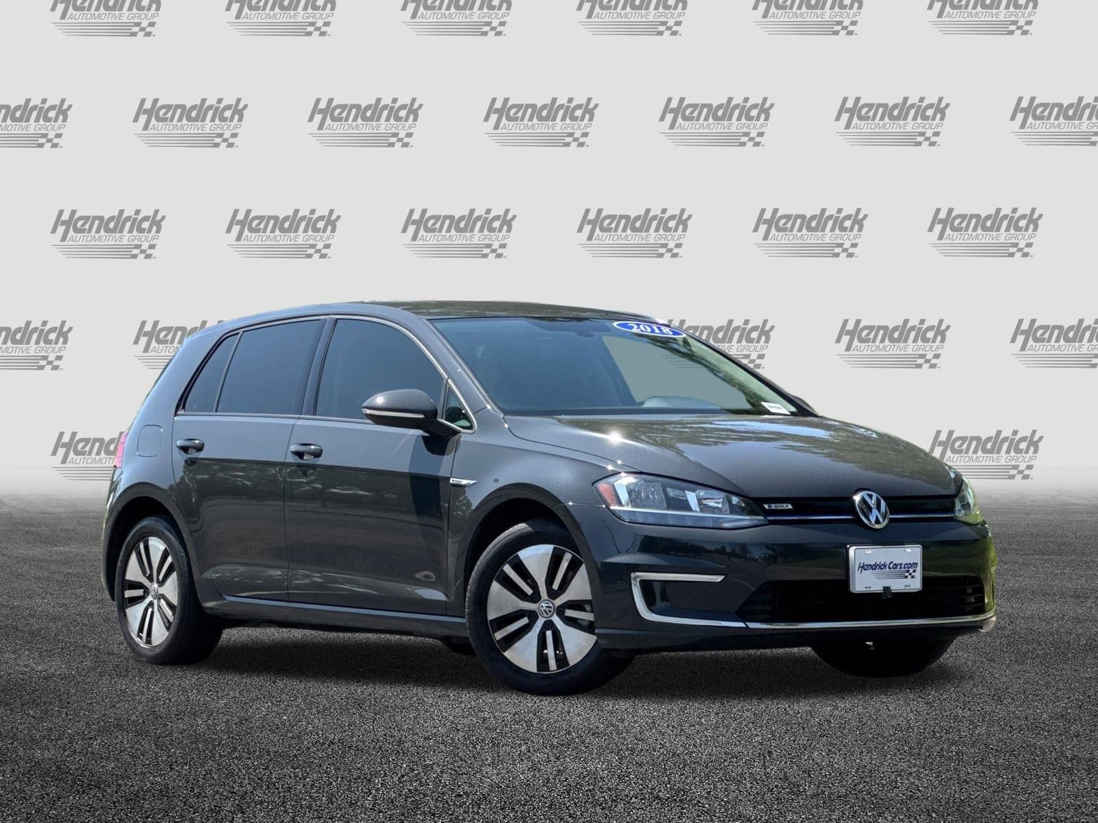 Used 2018 Volkswagen e-Golf e-Golf SE with VIN WVWKR7AU6JW910016 for sale in Pleasanton, CA