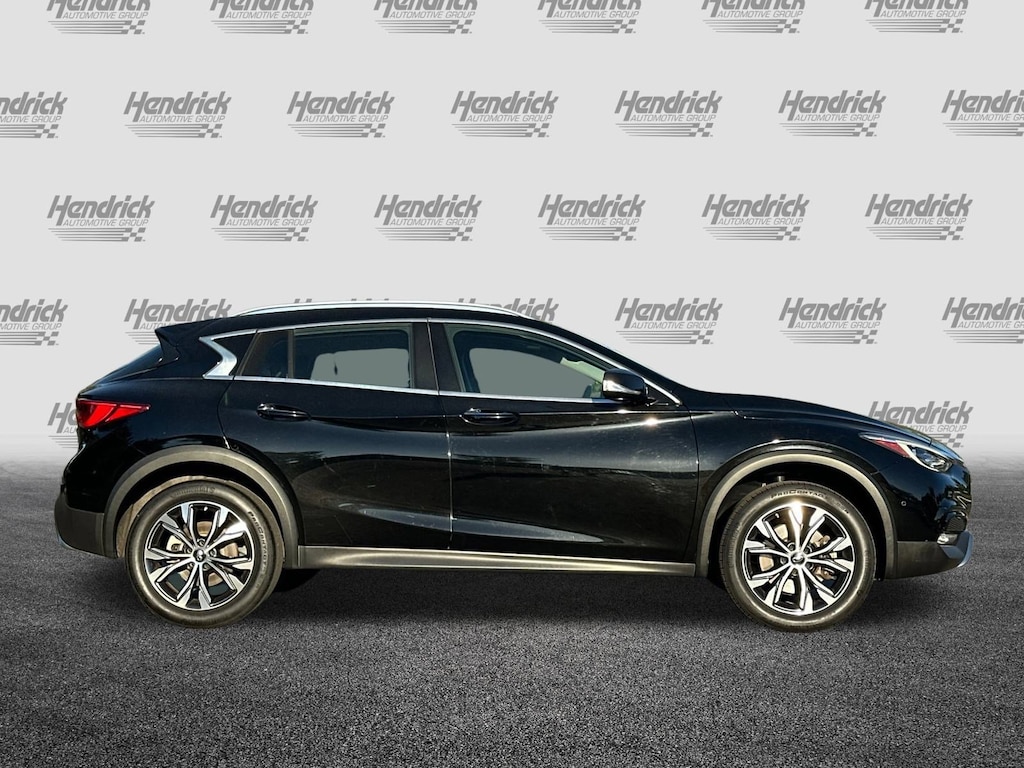 Used 2017 INFINITI QX30 Premium SUV