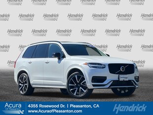 2023 Volvo XC90 Recharge Plug-In Hybrid Plus Dark Theme SUV