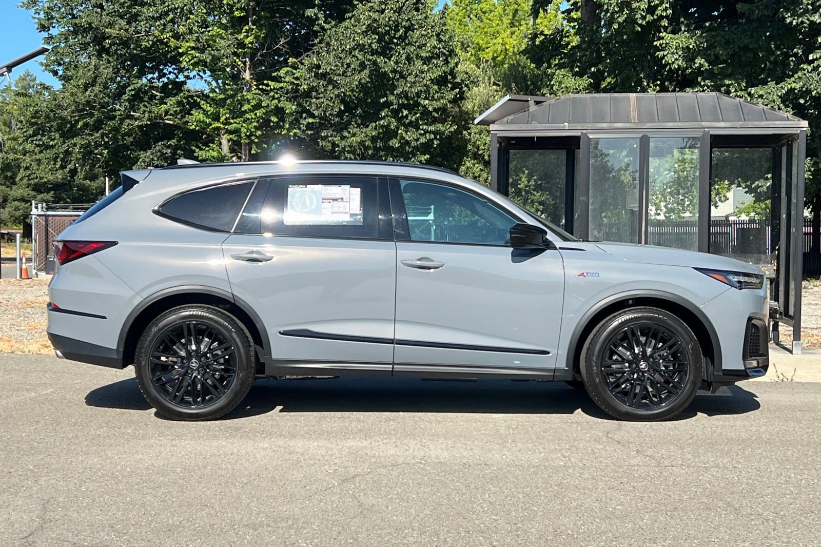 2026 Acura MDX SH-AWD A-Spec Advance photo 2