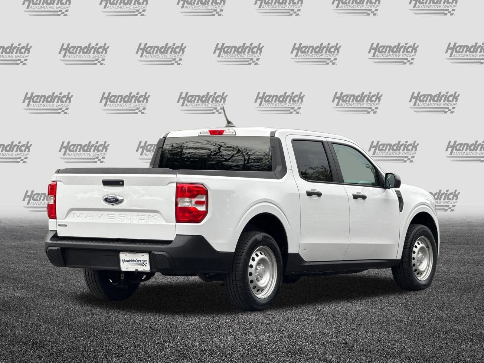 2022 Ford Maverick XL photo 3
