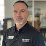 Staff member Gabriel Gonzalez from ID_b89f73909eff