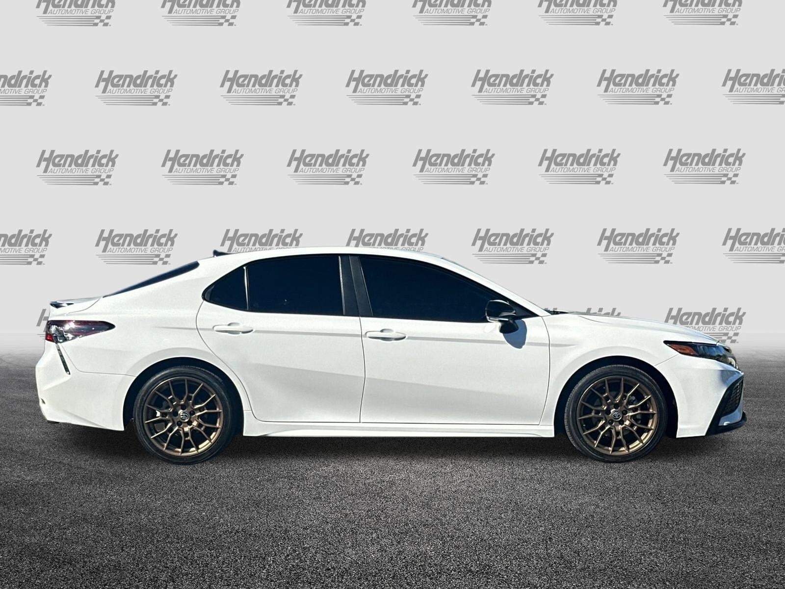 2023 Toyota Camry SE photo 2