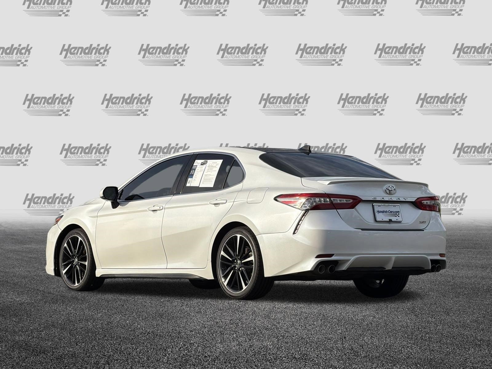 2018 Toyota Camry XSE V6 photo 6