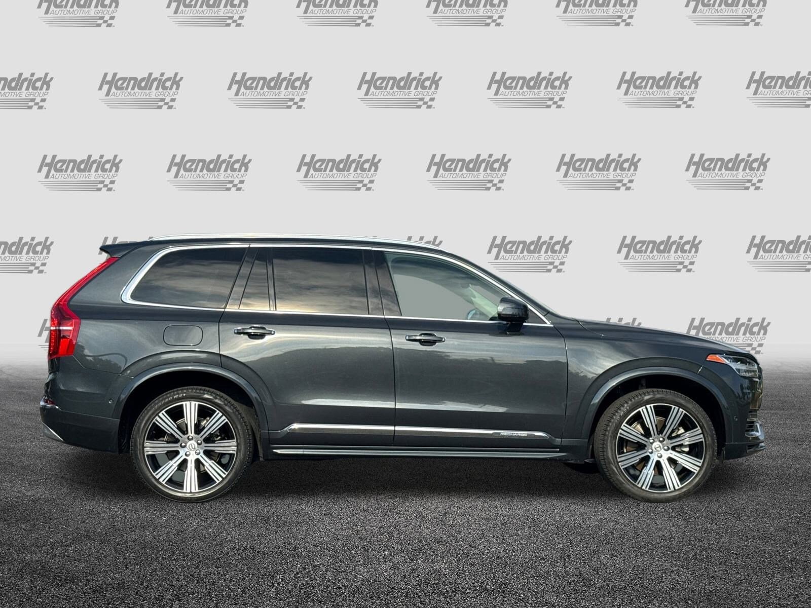 2022 Volvo XC90 Recharge Inscription photo 2