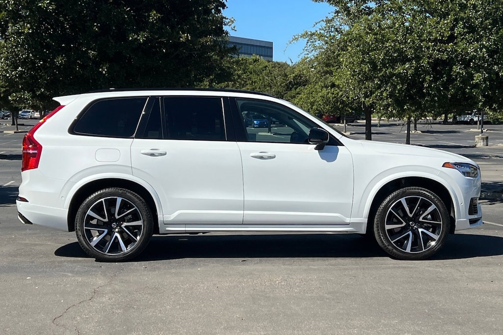 Used 2023 Volvo XC90 Recharge Plug-In Hybrid Plus Dark Theme SUV