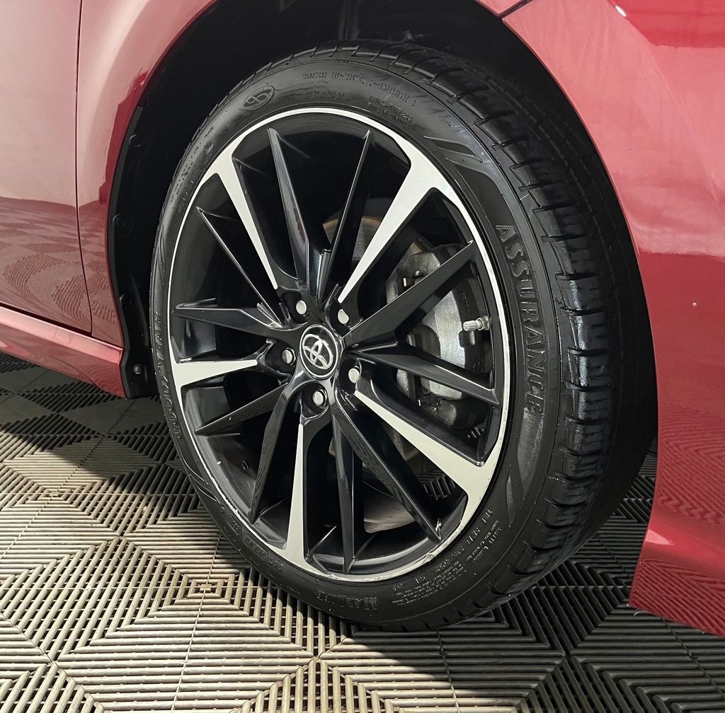 Used 2018 Toyota Camry XSE Sedan