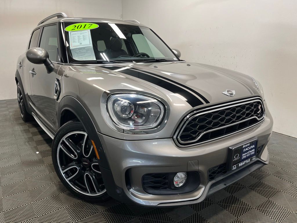 2017 MINI Countryman S ALL4's photo