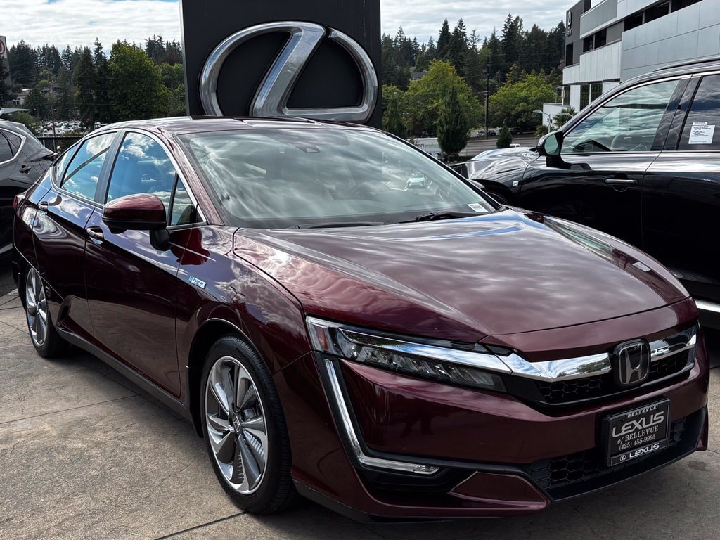 Used 2018 Honda Clarity Plug-In Hybrid Touring Sedan