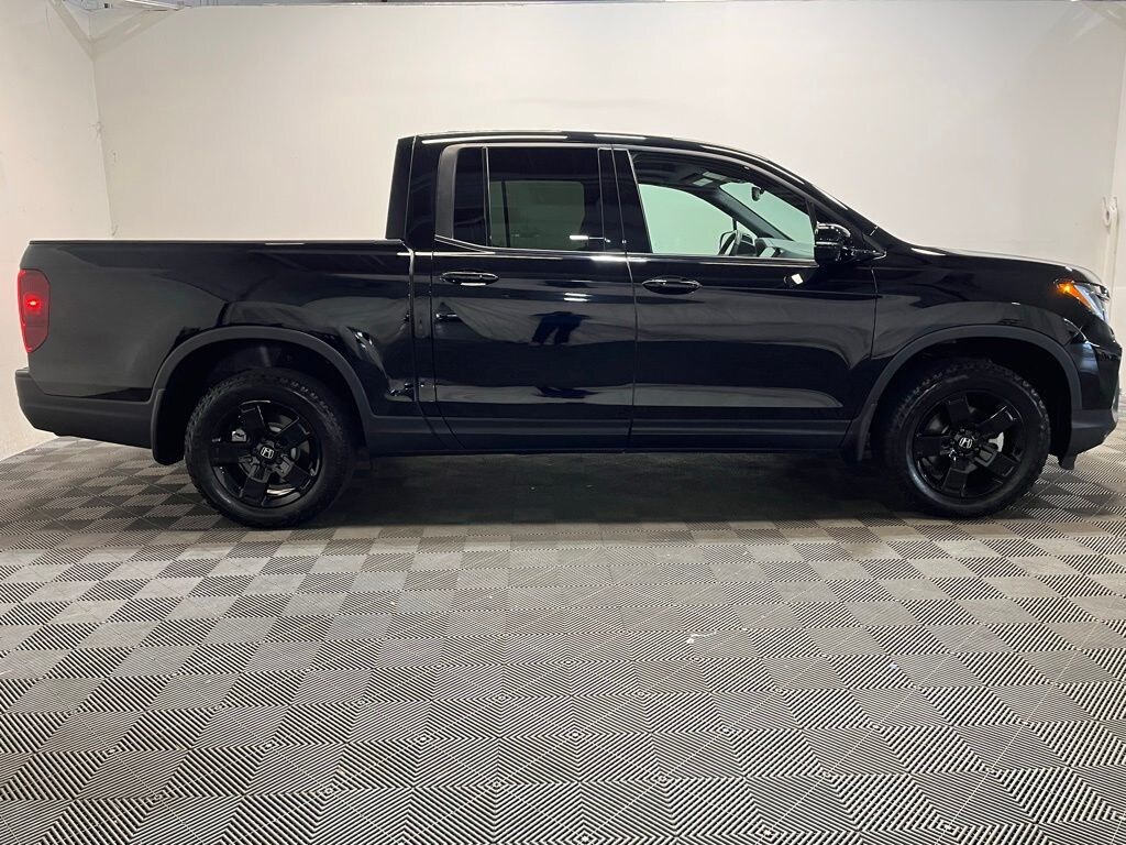 Used 2025 Honda Ridgeline Black Edition Truck