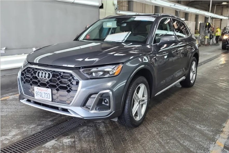 2023 Audi Q5 45 Premium Plus's photo