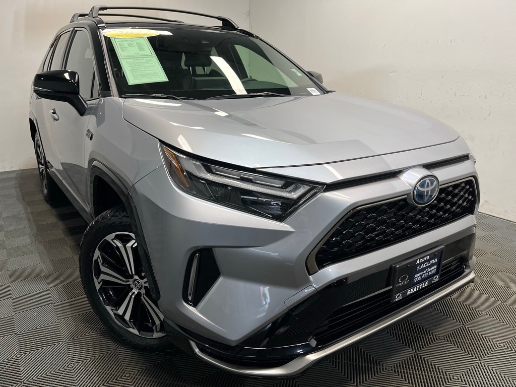 2022 Toyota RAV4 XSE's photo
