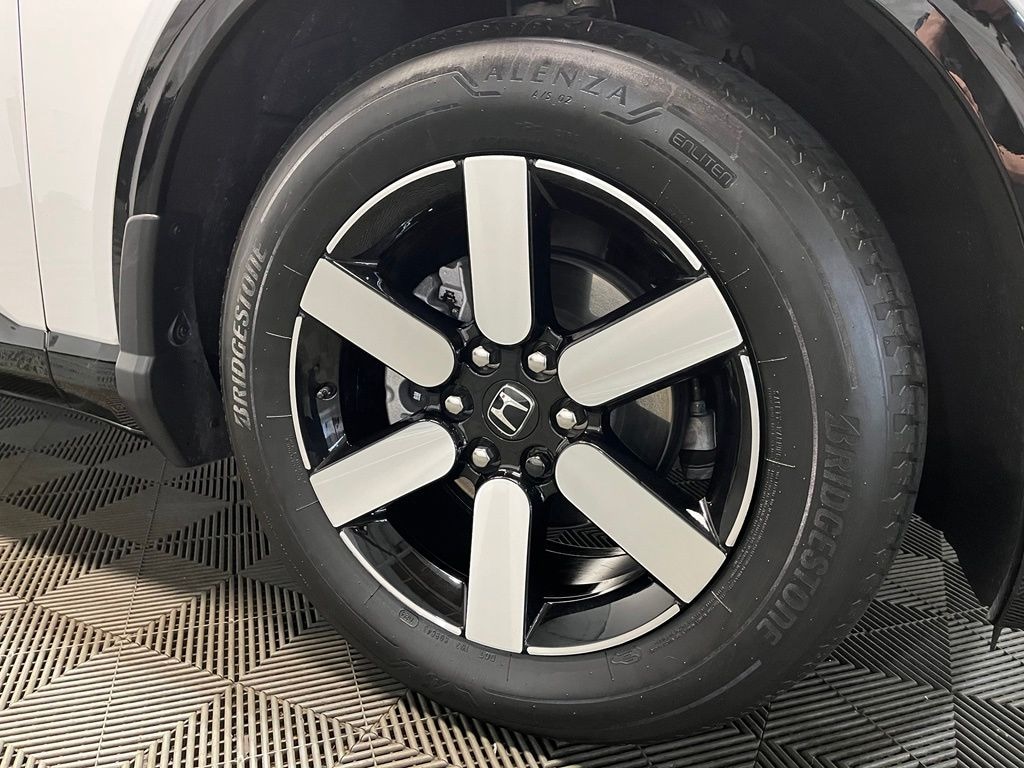Used 2024 Honda Prologue Touring SUV
