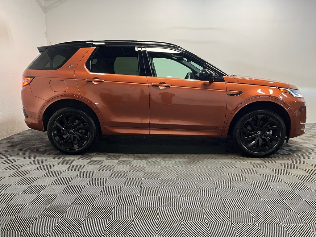 2020 Land Rover Discovery Sport SE R-Dynamic photo 2