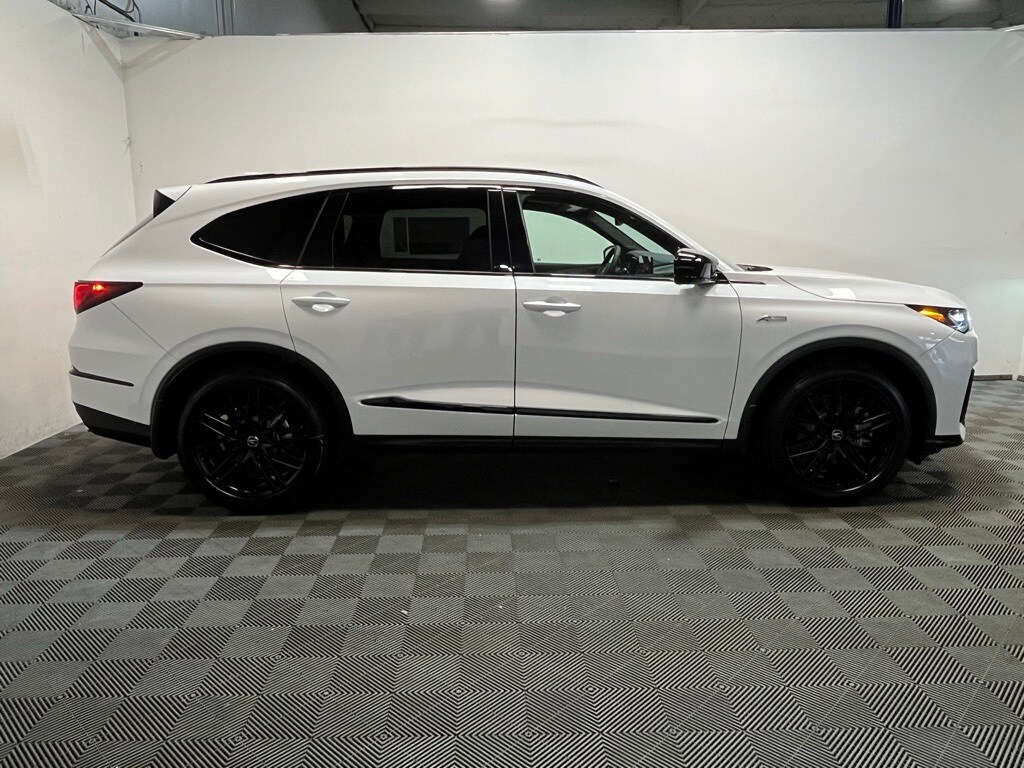 2026 Acura MDX A-Spec Advance SH-AWD photo 4