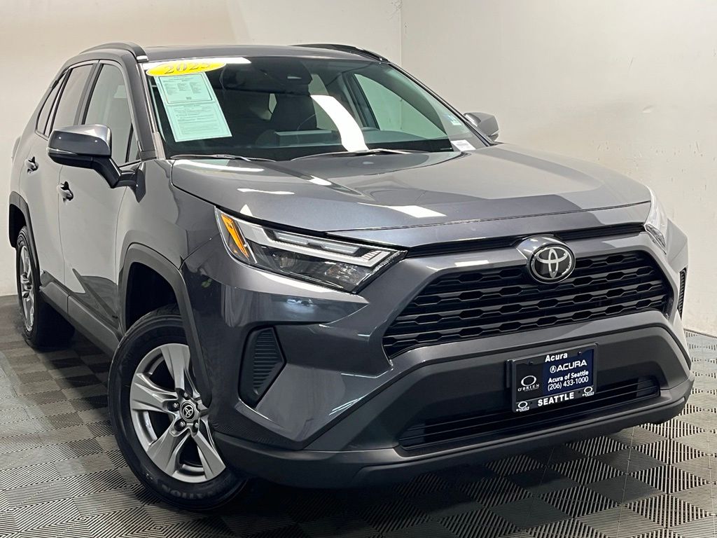 2025 Toyota RAV4