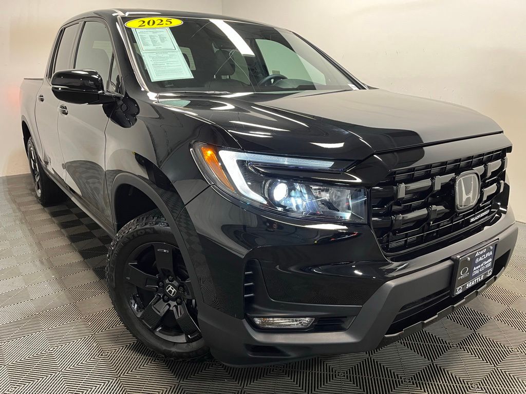 2025 Honda Ridgeline Black Edition's photo
