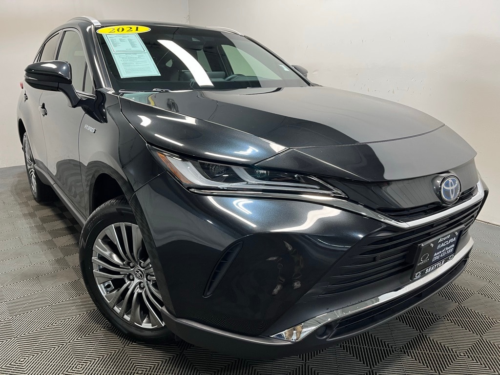2021 Toyota Venza XLE's photo