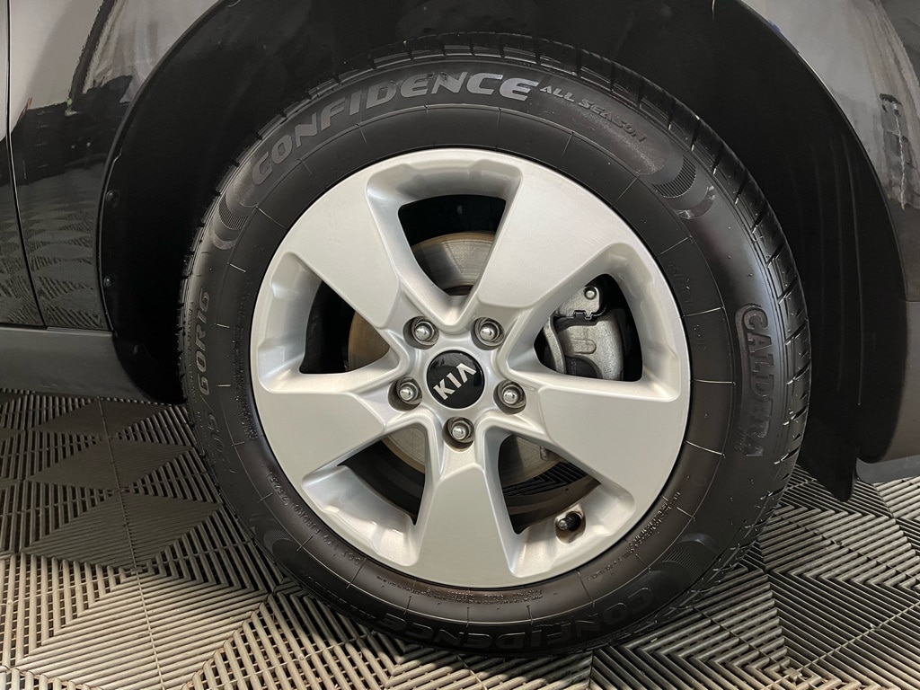 Used 2019 Kia Soul Base Hatchback