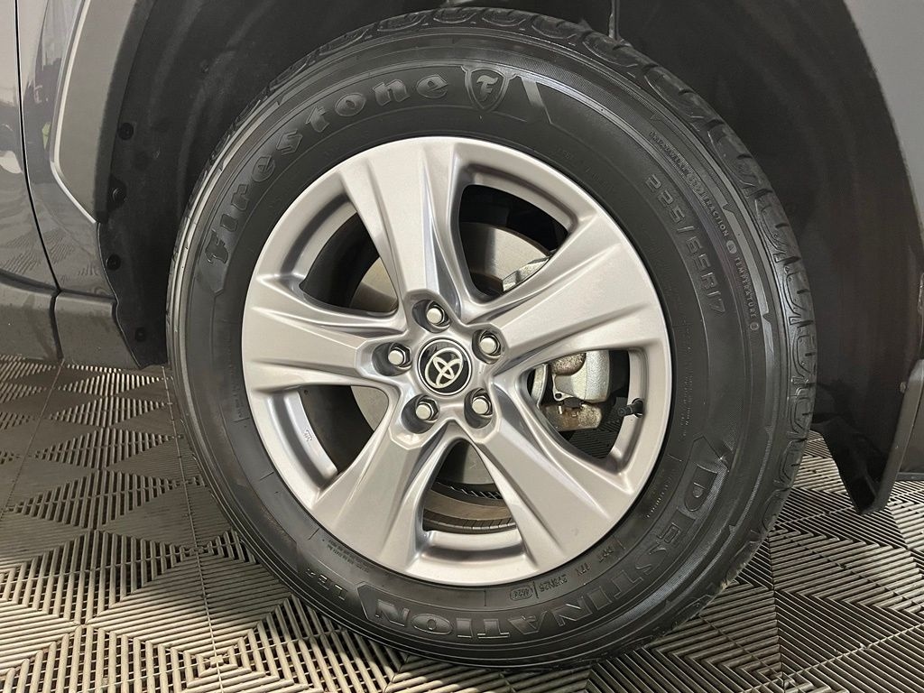 Used 2025 Toyota RAV4 Hybrid XLE SUV