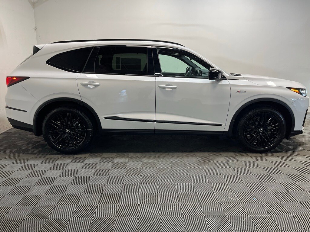 2026 Acura MDX A-Spec Advance SH-AWD photo 4