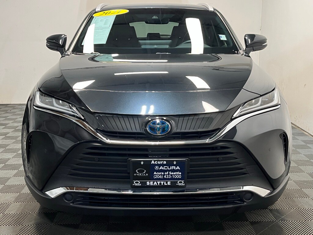 2021 Toyota Venza XLE photo 2