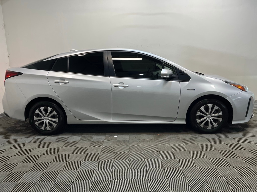 Used 2022 Toyota Prius LE with VIN JTDKAMFU9N3174940 for sale in Seattle, WA