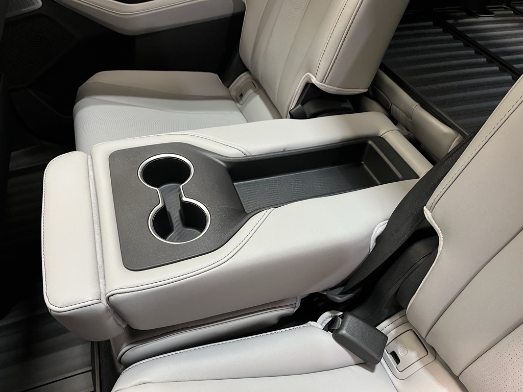 2026 Acura MDX Technology Package - Photo 15