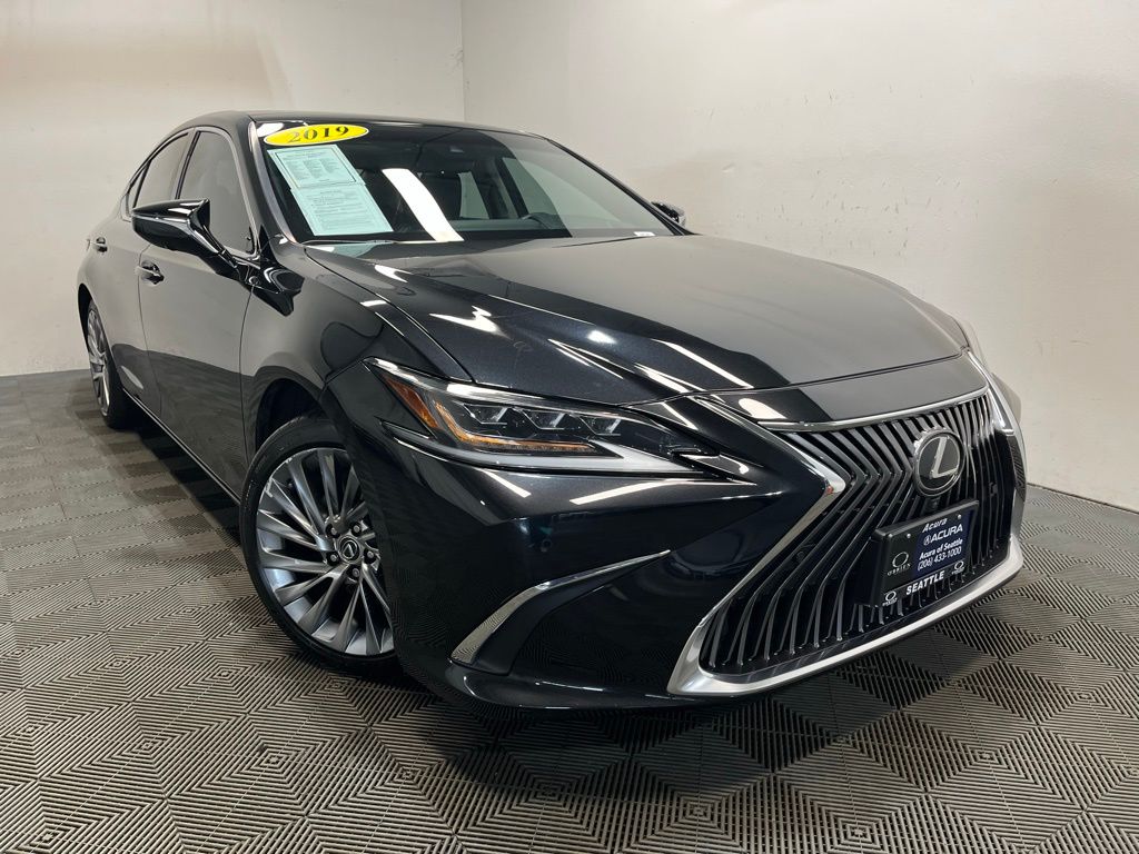 2019 Lexus ES