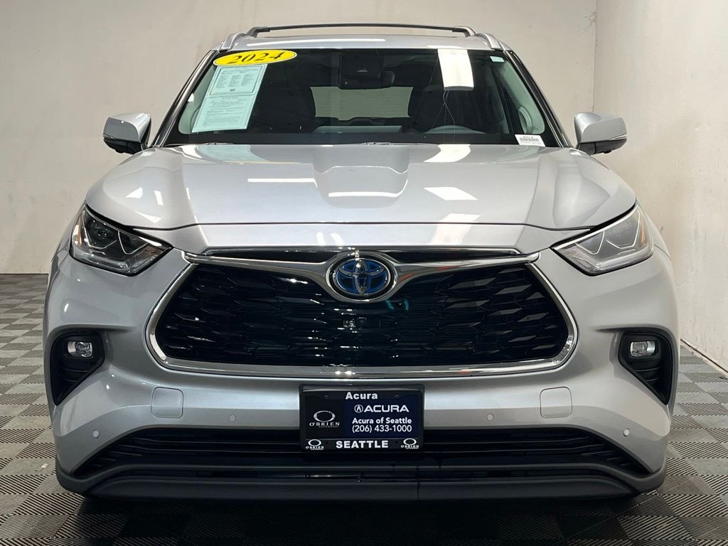 Used 2024 Toyota Highlander Hybrid Limited SUV