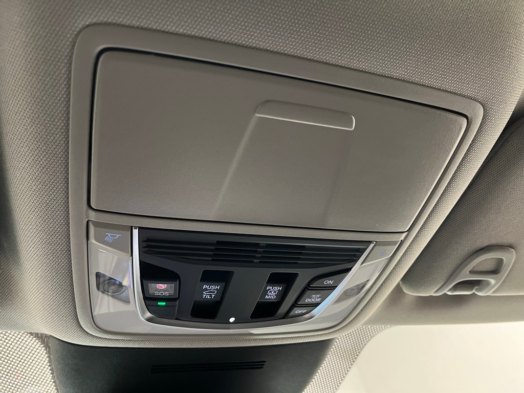2026 Acura MDX Technology Package - Photo 11