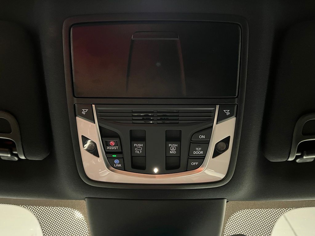 2024 Acura MDX A-Spec Package - Photo 9