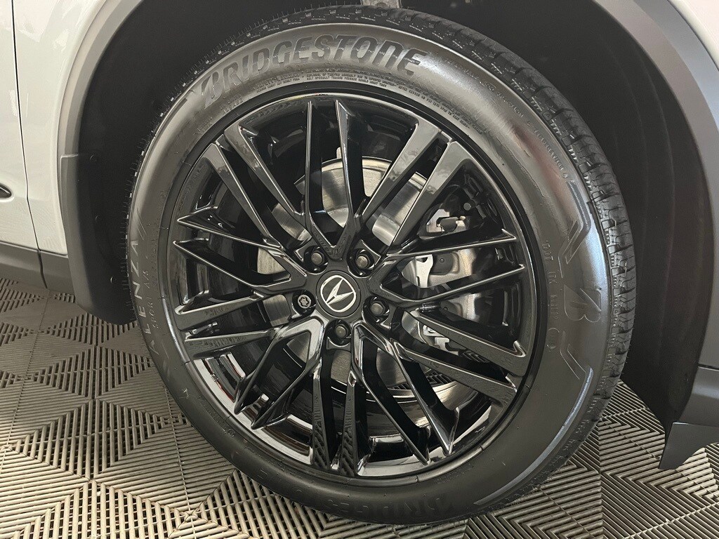 2026 Acura MDX SH-AWD A-Spec Advance photo 3