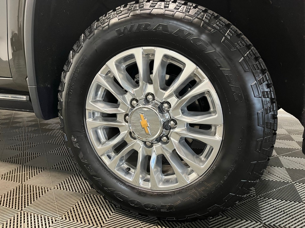 Used 2023 Chevrolet Silverado 3500HD High Country Truck