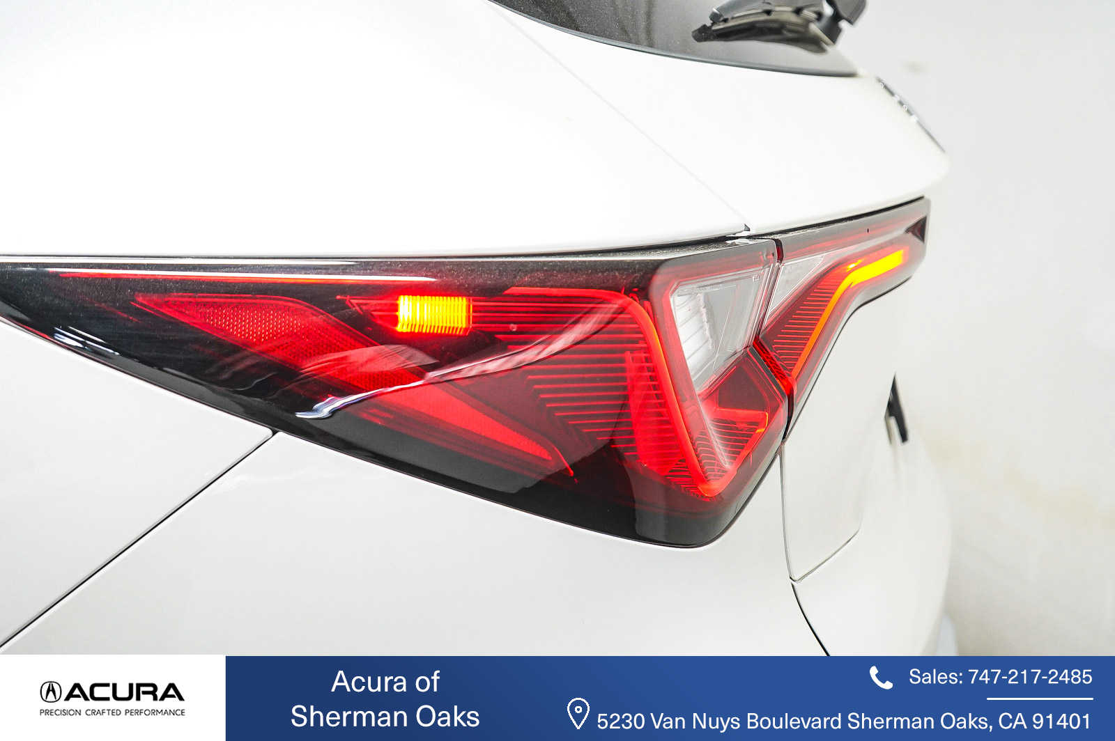 Thumbnail: 2025 Acura MDX - 9