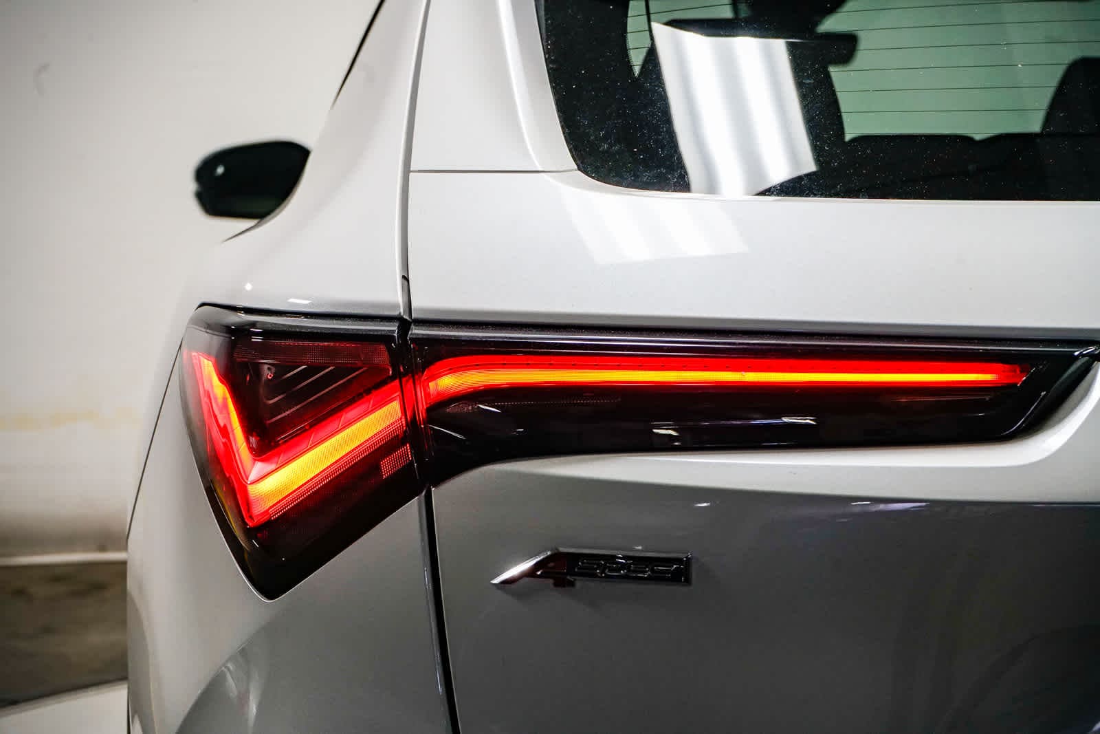 Thumbnail: 2025 Acura ADX - 10