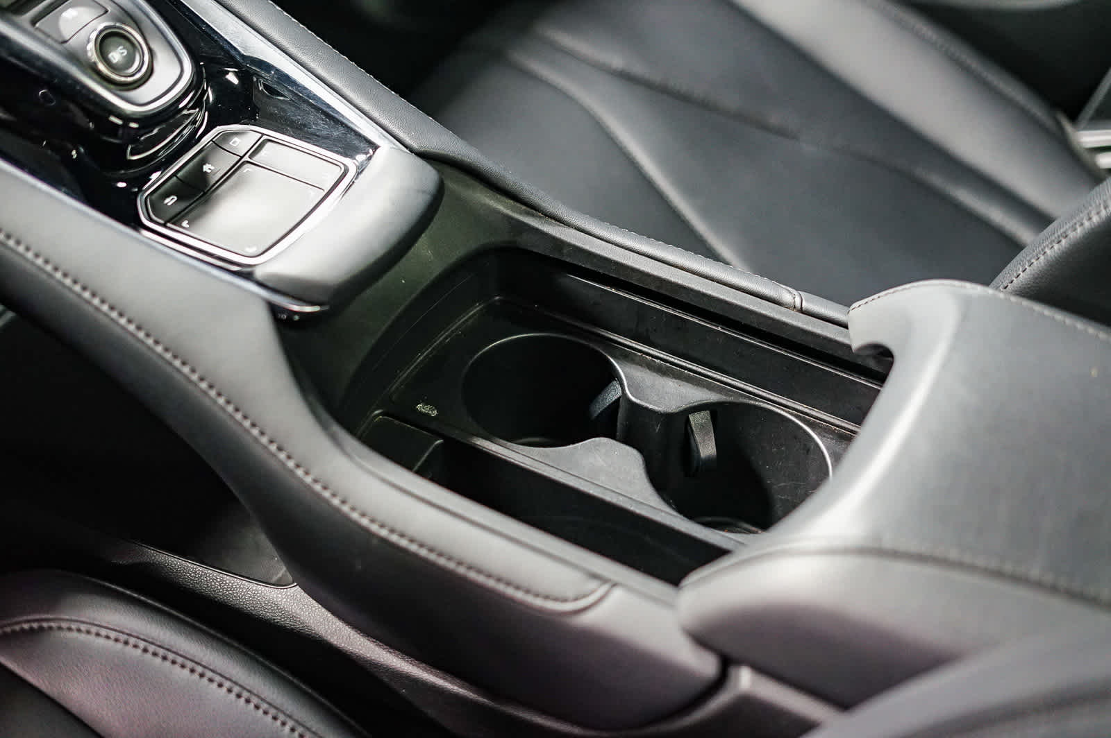 Thumbnail: 2023 Acura RDX - 26