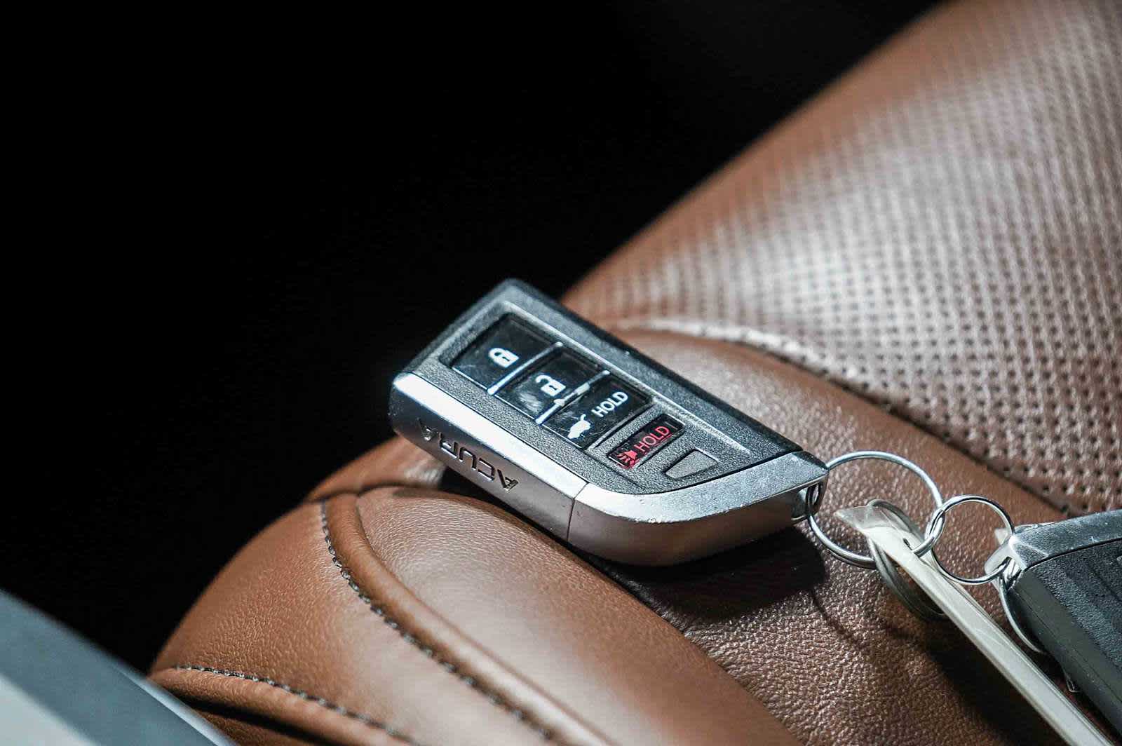 Thumbnail: 2023 Acura MDX - 32