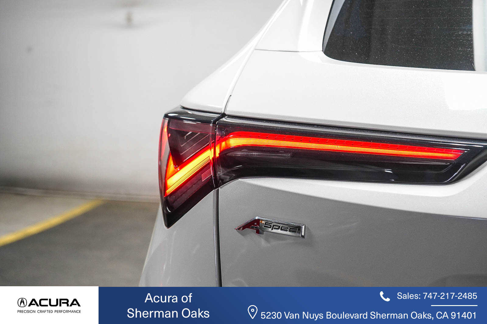 Thumbnail: 2025 Acura ADX - 13