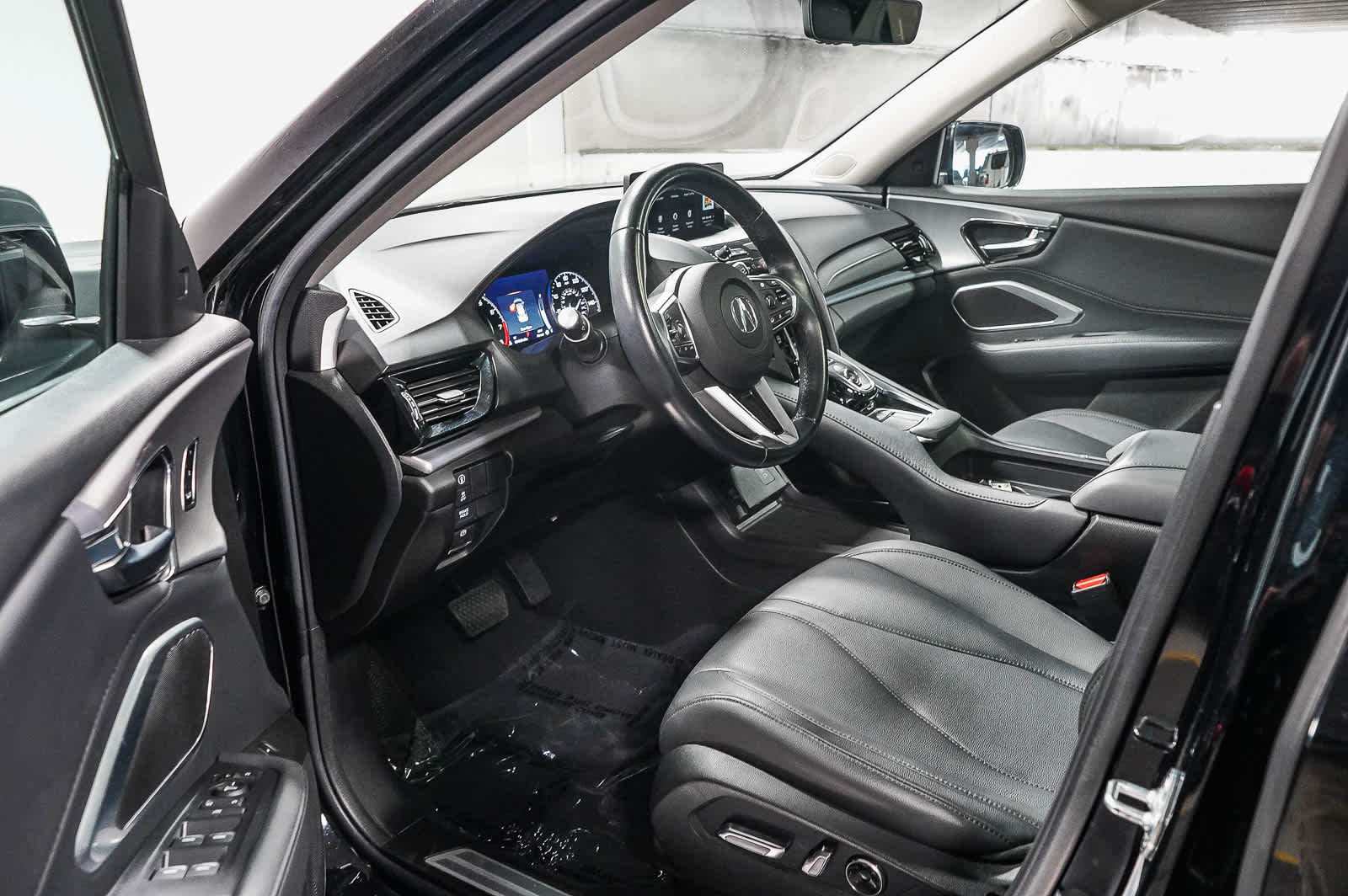 Thumbnail: 2023 Acura RDX - 20