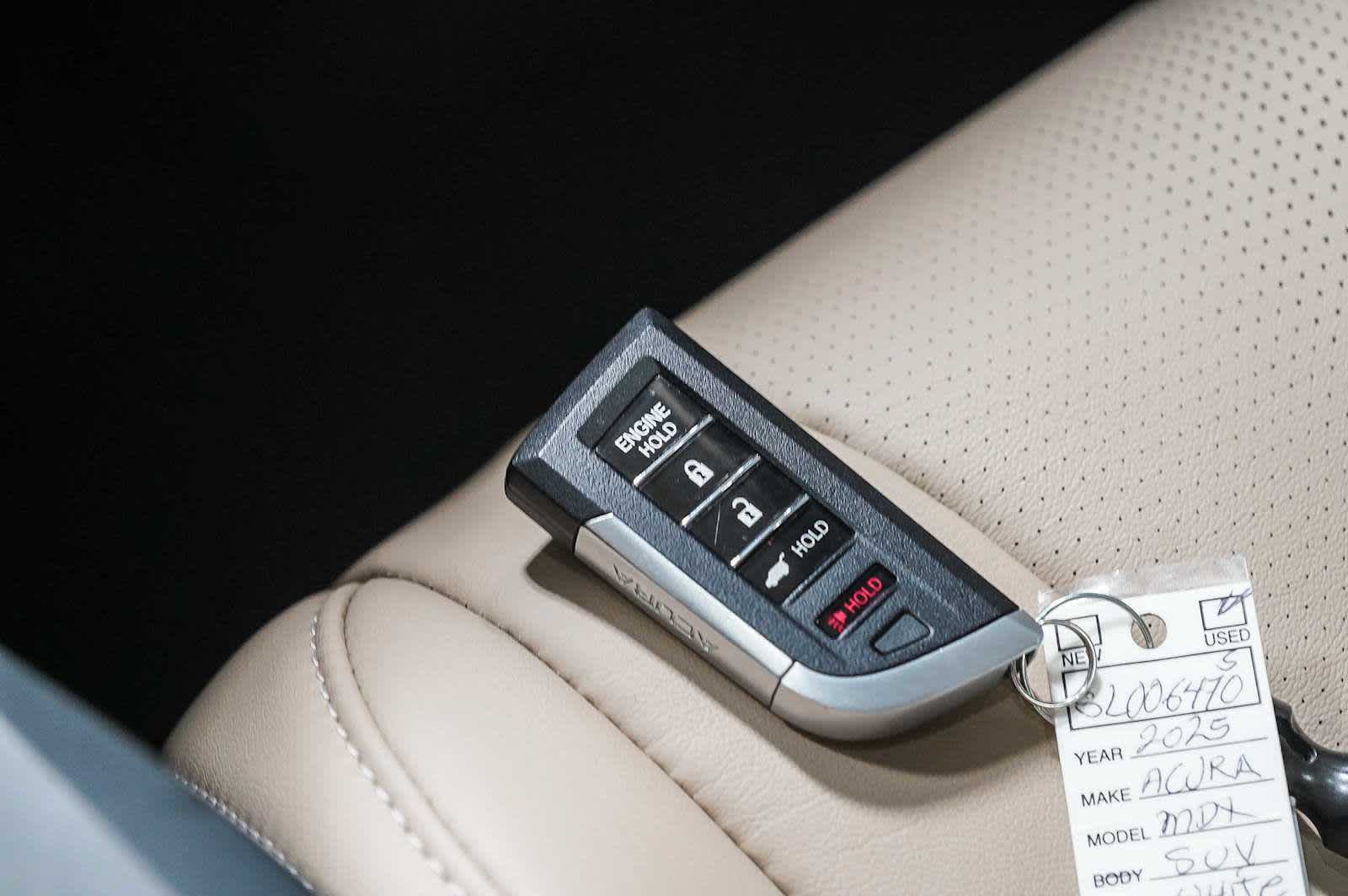 Thumbnail: 2025 Acura MDX - 30