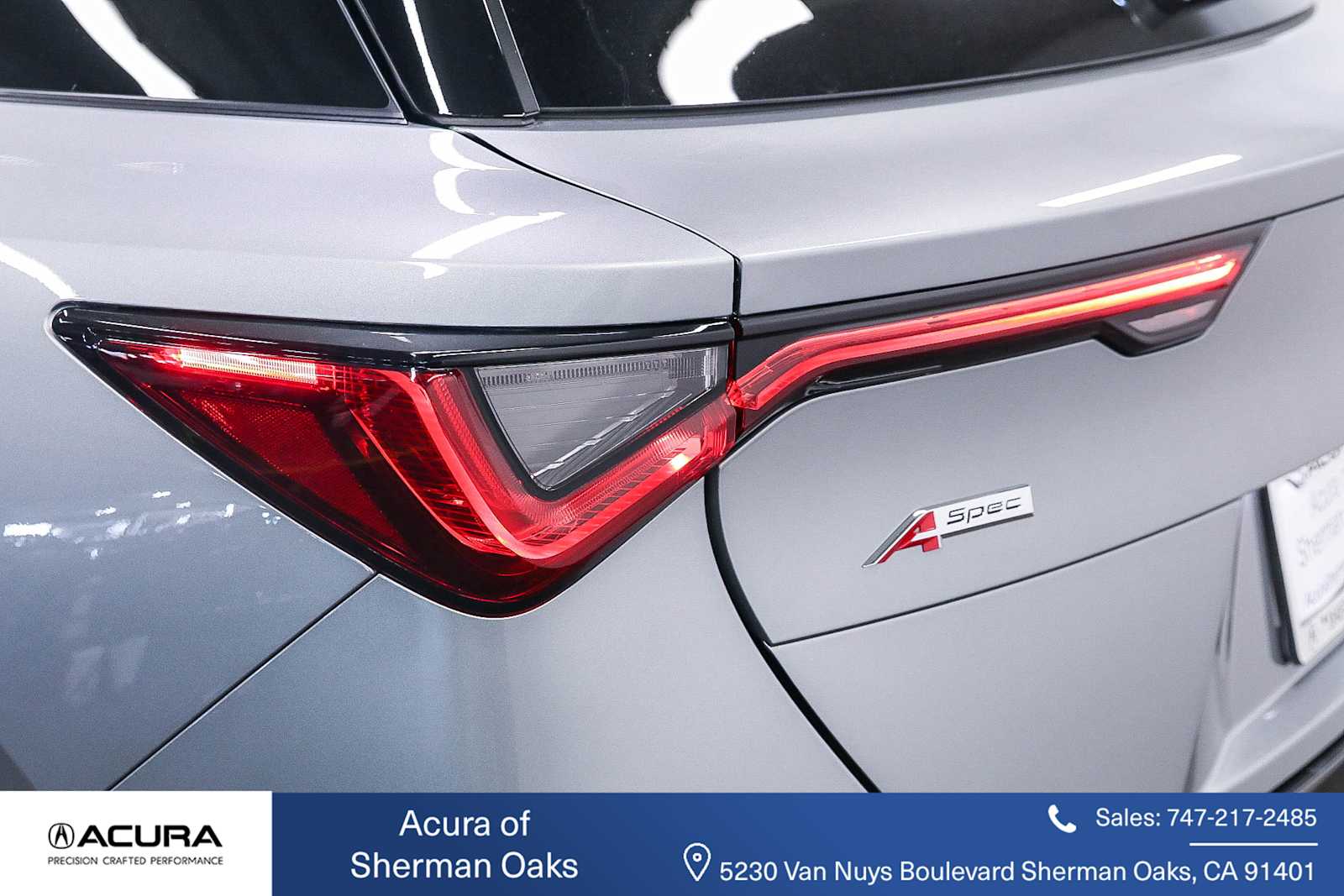 Thumbnail: 2024 Acura ZDX - 10