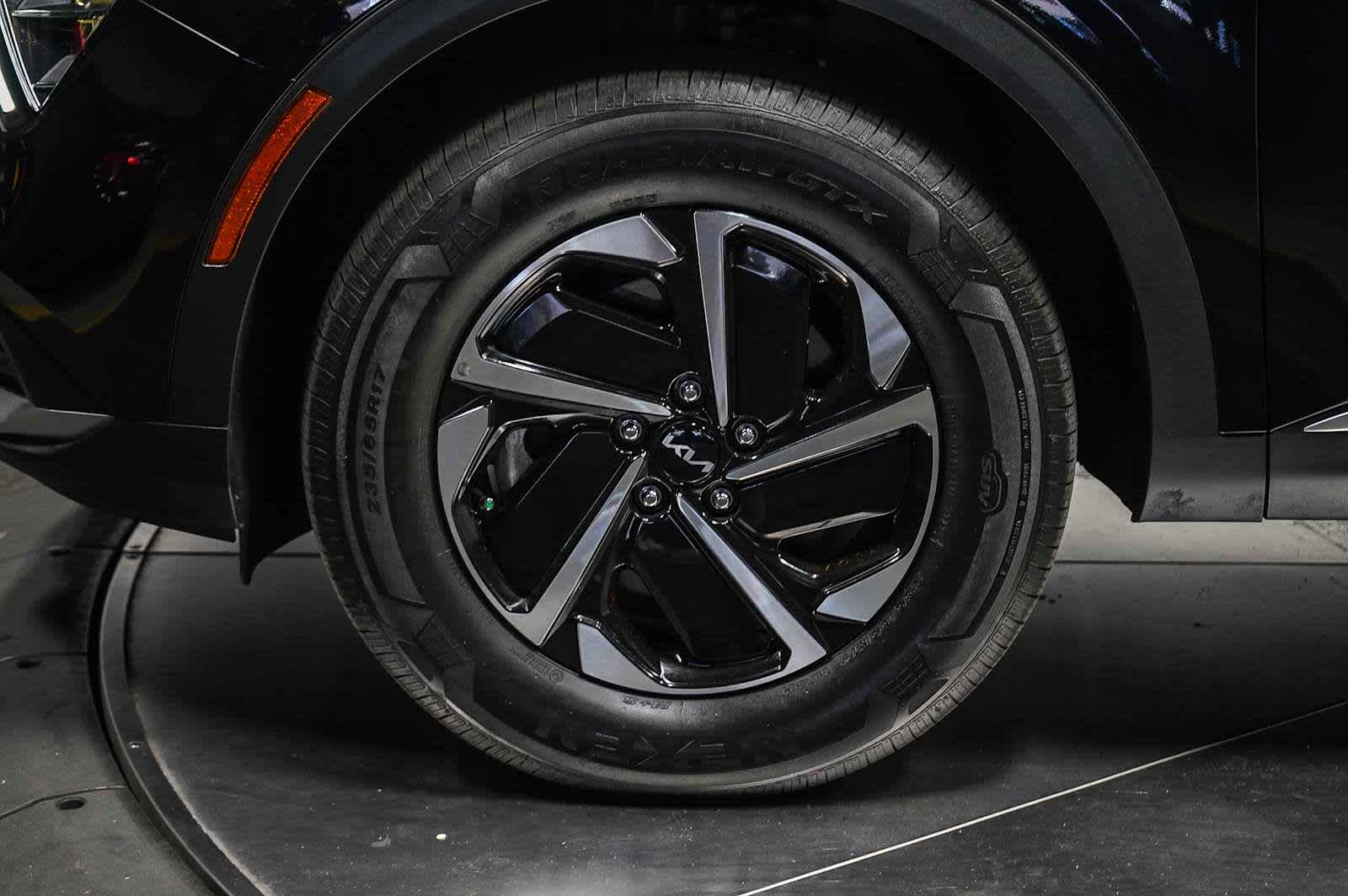 Thumbnail: 2023 Kia Sportage - 10