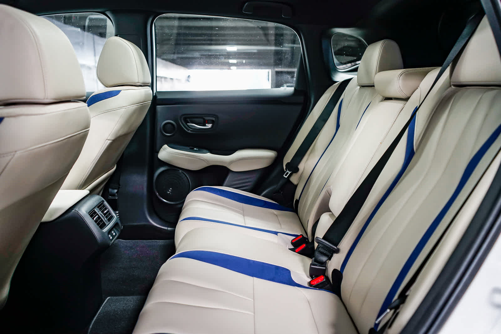 Thumbnail: 2025 Acura ADX - 20