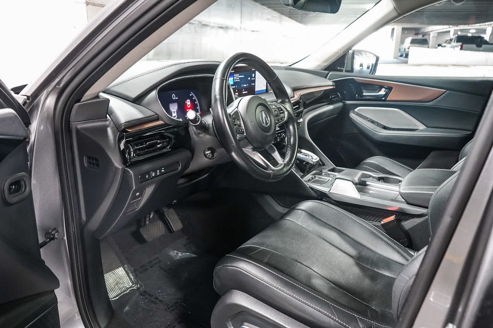 Thumbnail: 2022 Acura MDX - 20