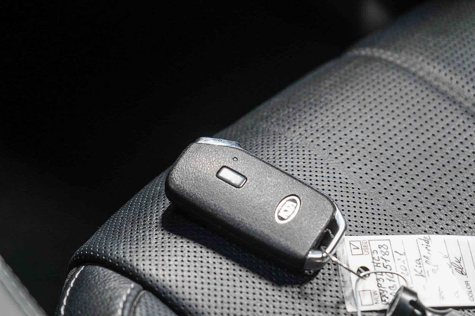 Thumbnail: 2021 Kia Telluride - 31