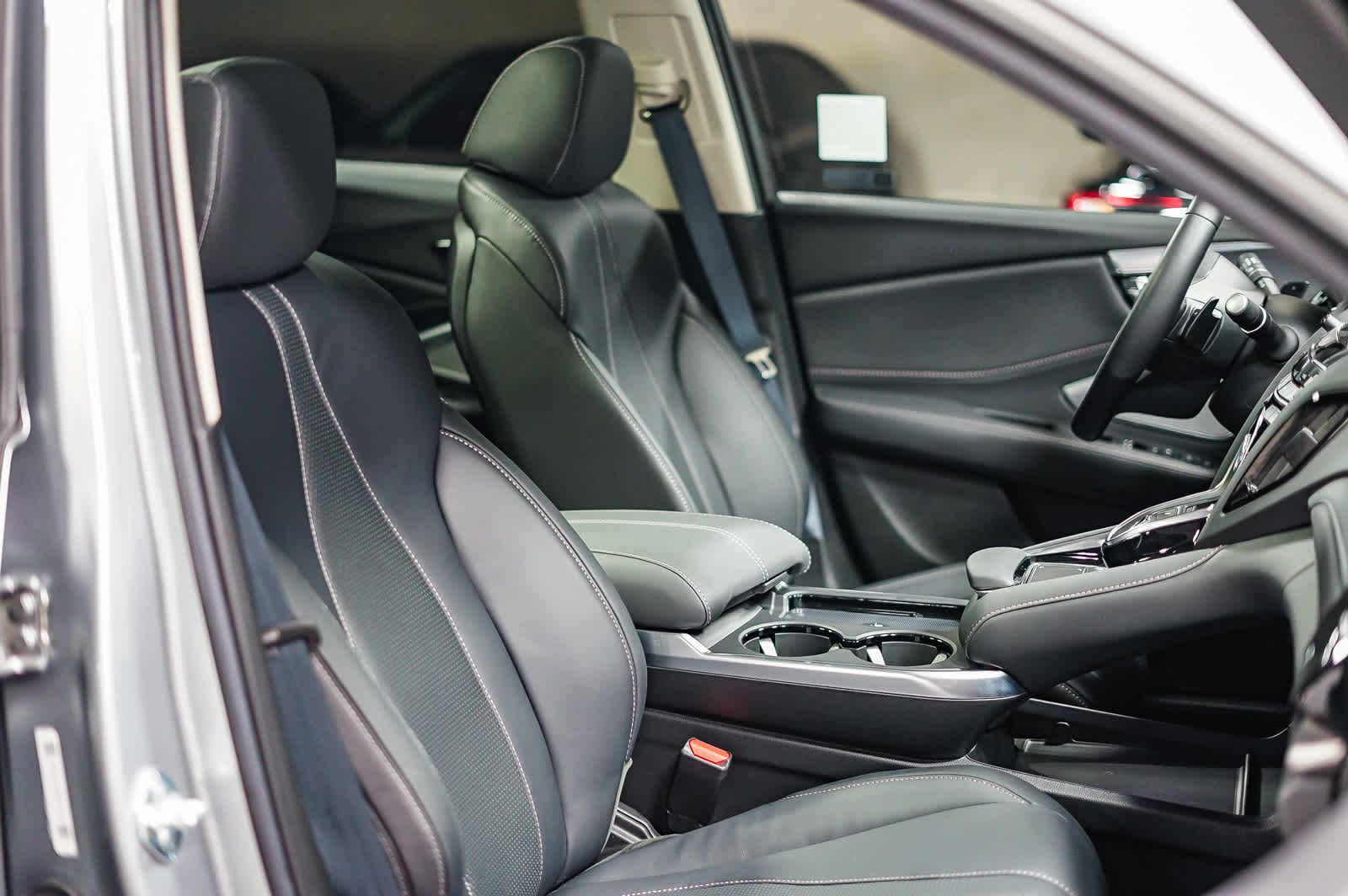 Thumbnail: 2025 Acura RDX - 20