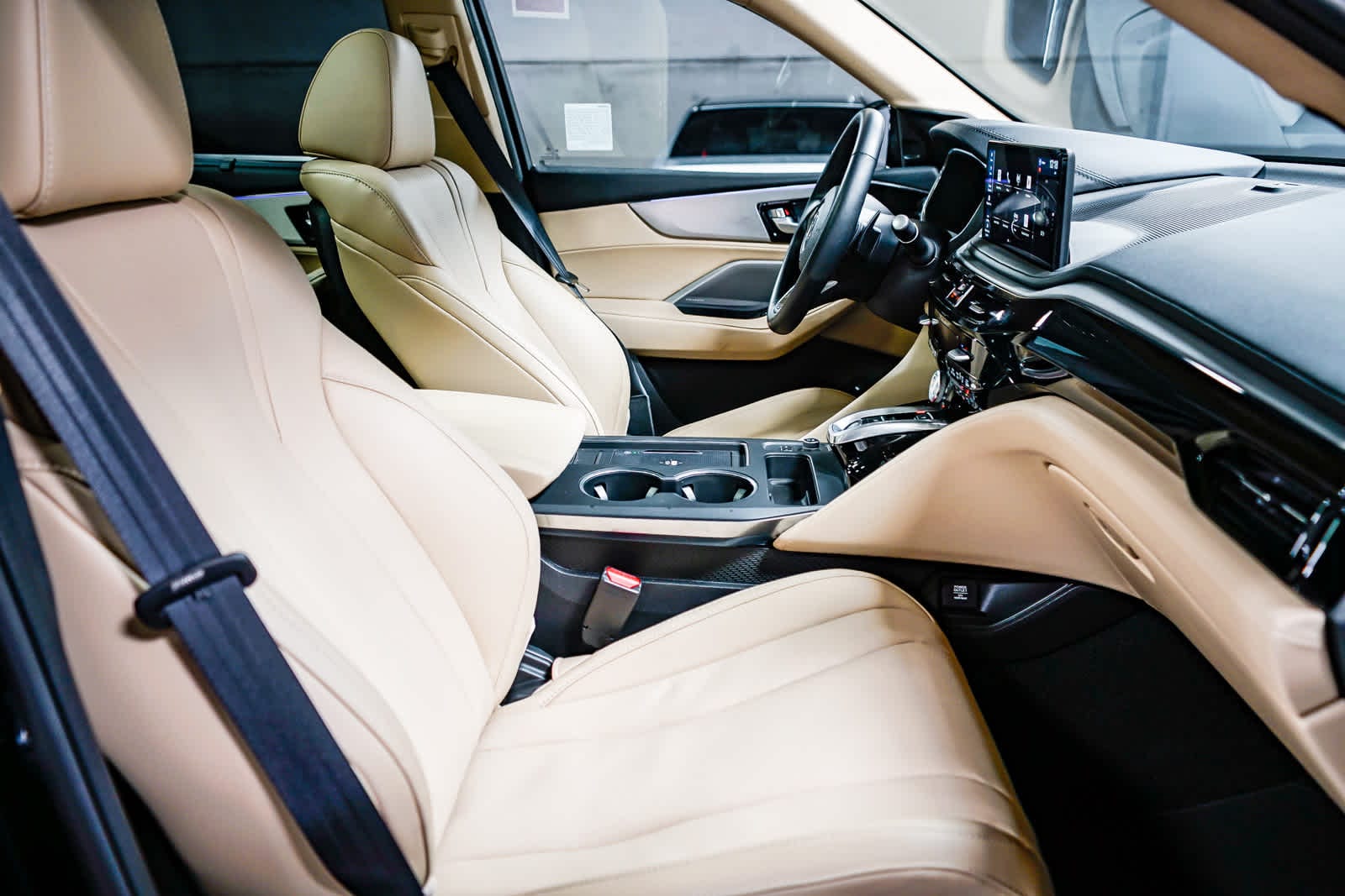 Thumbnail: 2025 Acura MDX - 18