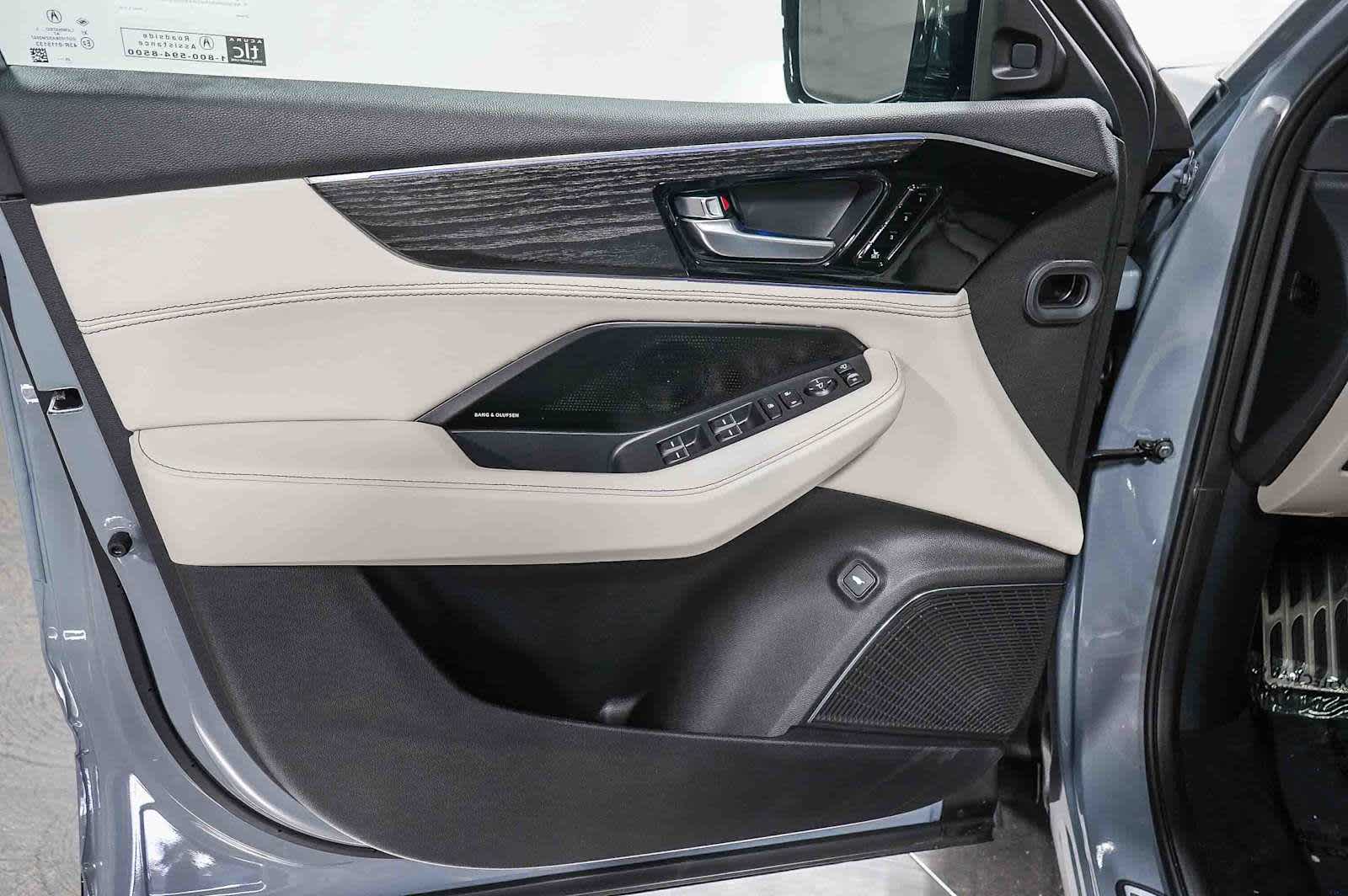 Thumbnail: 2026 Acura MDX - 23