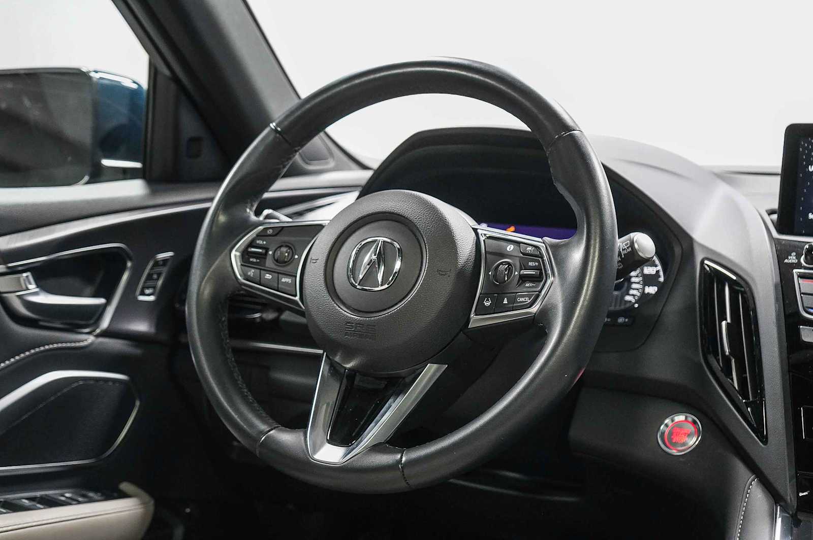 Thumbnail: 2025 Acura RDX - 15